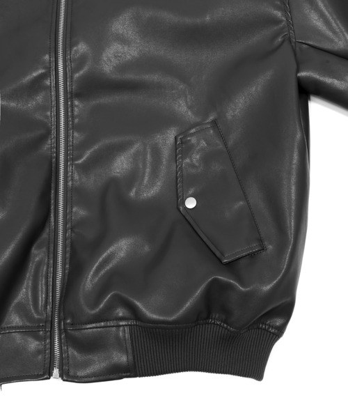 Figments オーバーフェイクレザーブルゾン Figments（フィグメンツ）の「フェイクレザーボンバージャケット