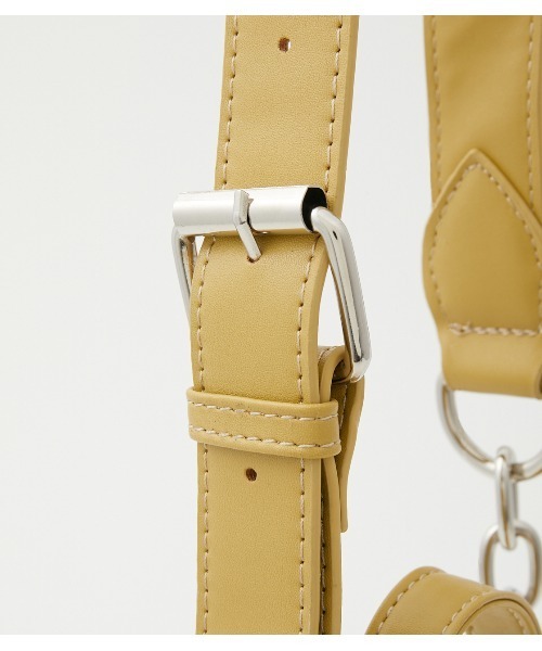 AZUL by moussy（アズールバイマウジー）の「2WAY SHOULDER BAG/ツーウェイショルダーバッグ（ショルダーバッグ・レディース・ライトベージュ/ブラック/イエロー・FREE）」の19枚目の写真