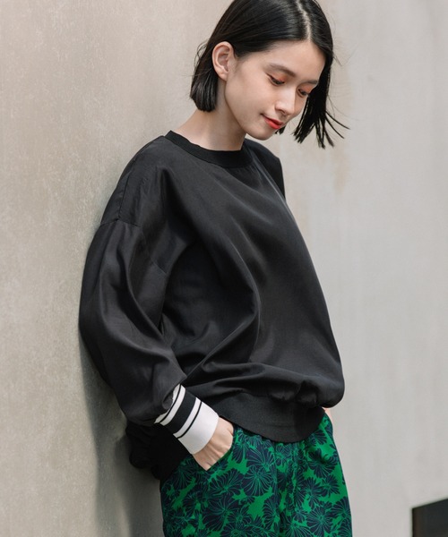 Munich(ミューニック)の「布帛×ニットリブラウンドネックプルオーバー(シャツ/ブラウス・レディース・ホワイト/ブラック/ベージュ・FREE)」の5枚目の写真