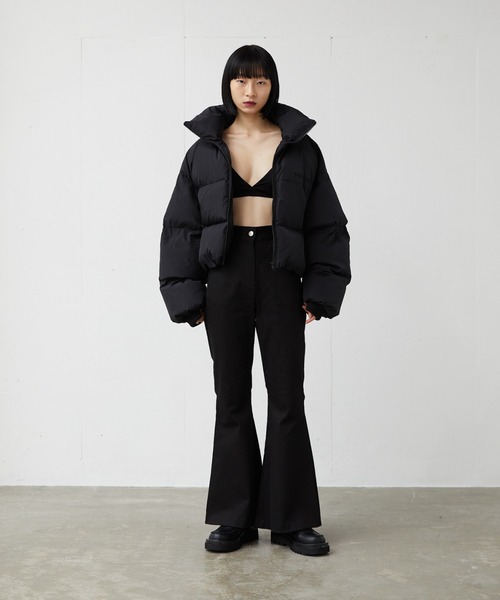 FEKETE(フェケテ)の「FEKETE FLARED COTTON PANTS(その他パンツ・レディース・ブラック/カーキ・FREE)」の14枚目の写真