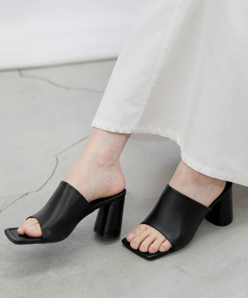 select MOCA(セレクトモカ)の「ミュールヒールサンダル(サンダル・レディース・ブラック/アイボリー・SMALL/MEDIUM/LARGE)」の2枚目の写真