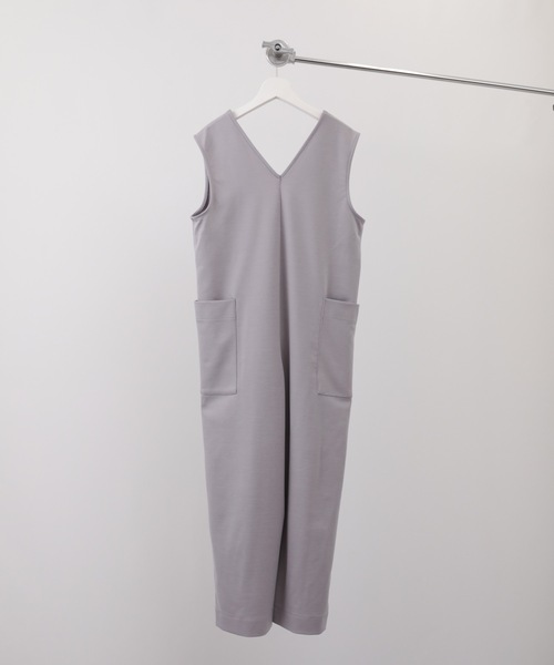 ap retro（アプレトロ）の「ポンチVネックオールインワン　サロペット（つなぎ/オールインワン・レディース・ブラック/グレー/グレイッシュベージュ/カーキ/ネイビー・FREE）」の15枚目の写真