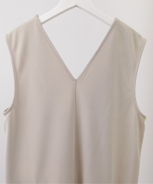 ap retro（アプレトロ）の「ポンチVネックオールインワン　サロペット（つなぎ/オールインワン・レディース・ブラック/グレー/グレイッシュベージュ/カーキ/ネイビー・FREE）」の7枚目の写真