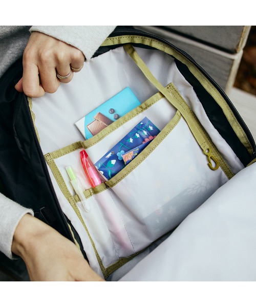 COLEMAN（コールマン）の「ウォーカー１５（バックパック/リュック・レディース・ブラック/ブラック系その他/グレー系その他/グリーン系その他/スカイブルー/バイオレット/その他/ブルー/ホワイト・ONE SIZE/15L）」の22枚目の写真