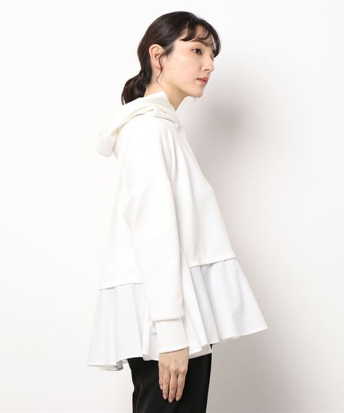 PICCIN（ピッチン）の「異素材ドッキングフードプルオーバー（パーカー・レディース・オフホワイト/ブラック・M）」の5枚目の写真