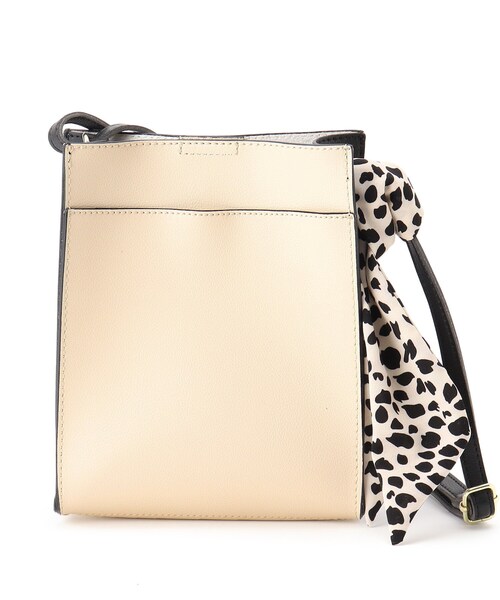 DRESKIP（ドレスキップ）の「◆スカーフ付きスクエアショルダー（ショルダーバッグ・レディース・ブラック/グレー/ブラック系4/ピンク系・00）」の2枚目の写真