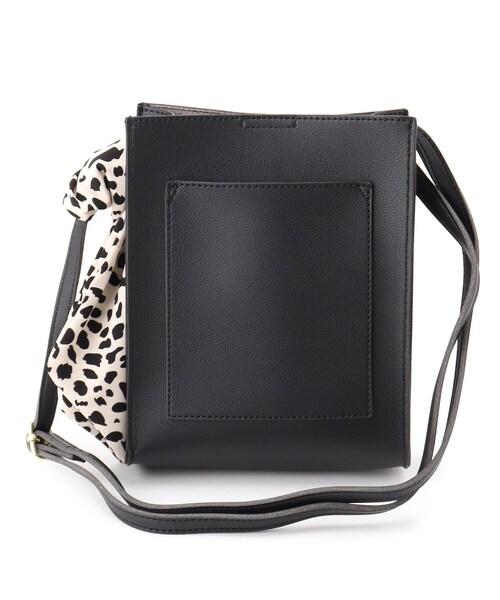 DRESKIP（ドレスキップ）の「◆スカーフ付きスクエアショルダー（ショルダーバッグ・レディース・ブラック/グレー/ブラック系4/ピンク系・00）」の6枚目の写真