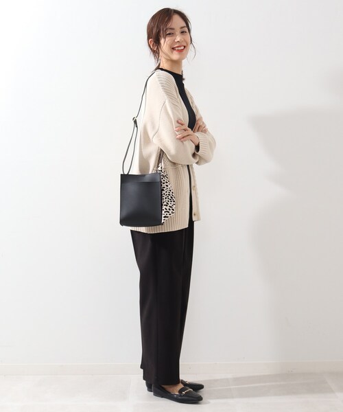 DRESKIP（ドレスキップ）の「◆スカーフ付きスクエアショルダー（ショルダーバッグ・レディース・ブラック/グレー/ブラック系4/ピンク系・00）」の8枚目の写真