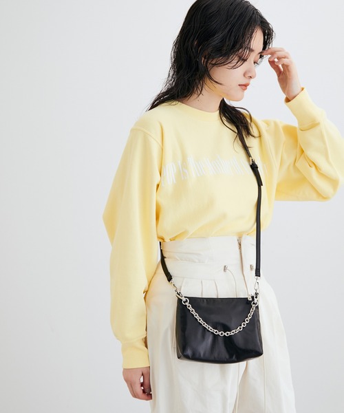 ADAM ET ROPE'（アダムエロペ）の「メタリックミニチェーンバッグ（ショルダーバッグ・レディース・ブラック/グリーン/ネイビー/ブルー/ピンク/シルバー・FREE）」の7枚目の写真