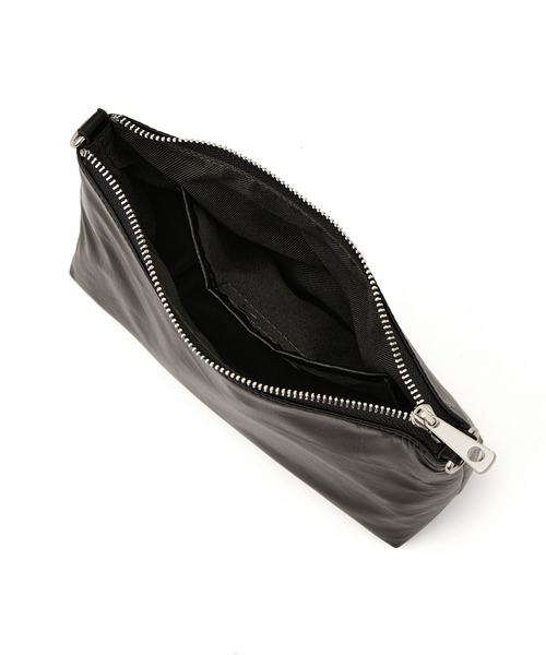 ADAM ET ROPE'（アダムエロペ）の「メタリックミニチェーンバッグ（ショルダーバッグ・レディース・ブラック/グリーン/ネイビー/ブルー/ピンク/シルバー・FREE）」の11枚目の写真