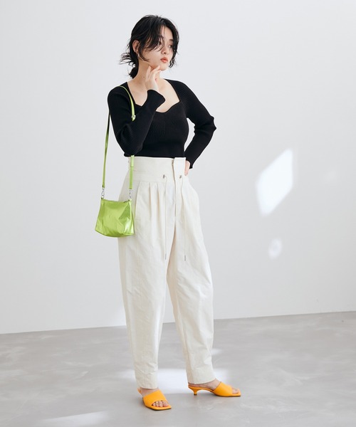 ADAM ET ROPE'（アダムエロペ）の「メタリックミニチェーンバッグ（ショルダーバッグ・レディース・ブラック/グリーン/ネイビー/ブルー/ピンク/シルバー・FREE）」の19枚目の写真