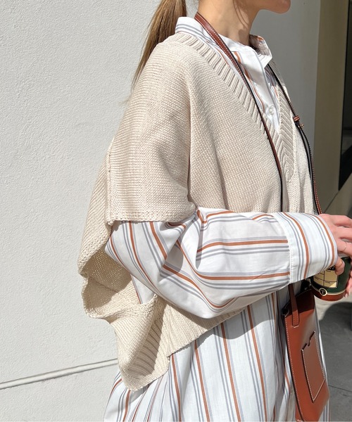 StyleSea(スタイルシー)の「リネンタッチVネックニットベスト(ベスト・レディース・ブラック/パープル/グリーン/アイボリー・MEDIUM)」の6枚目の写真