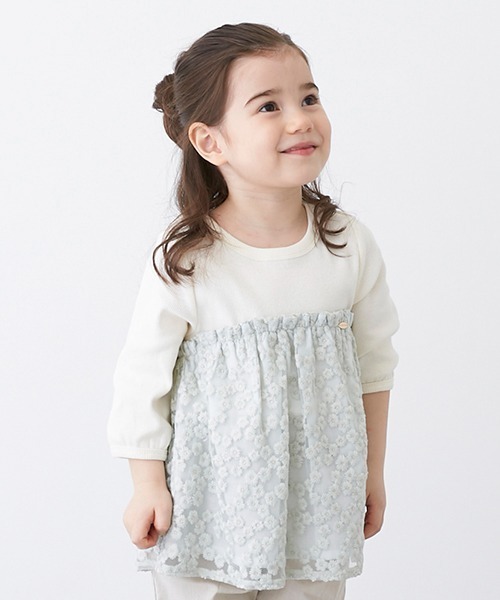petit main(プティマイン)の「花刺しゅうチュールドッキング6分袖Tシャツ(Tシャツ/カットソー・キッズ・ライトピンク/ブルーグリーン/オフホワイト・120cm/80cm/130cm/110cm/90cm/100cm)」の2枚目の写真