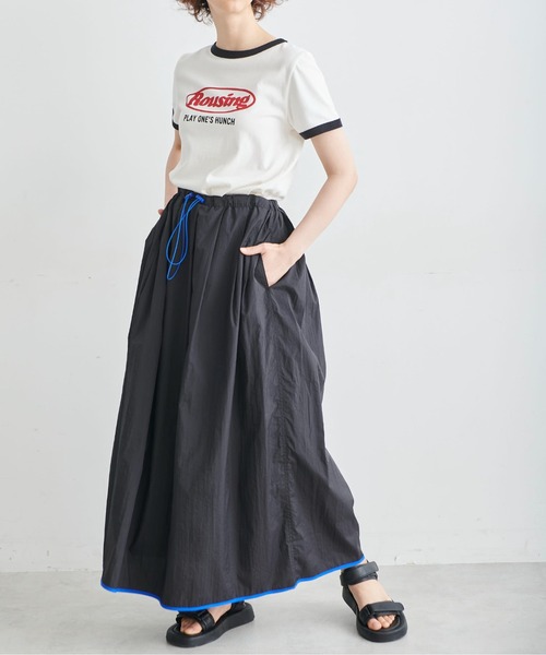 FREE'S MART（フリーズマート）の「◆ナイロン配色パイピングフレアスカート（スカート・レディース・ブラック/グリーン・SMALL/MEDIUM）」の3枚目の写真