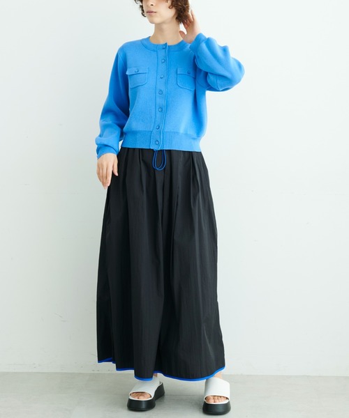 FREE'S MART（フリーズマート）の「◆ナイロン配色パイピングフレアスカート（スカート・レディース・ブラック/グリーン・SMALL/MEDIUM）」の17枚目の写真