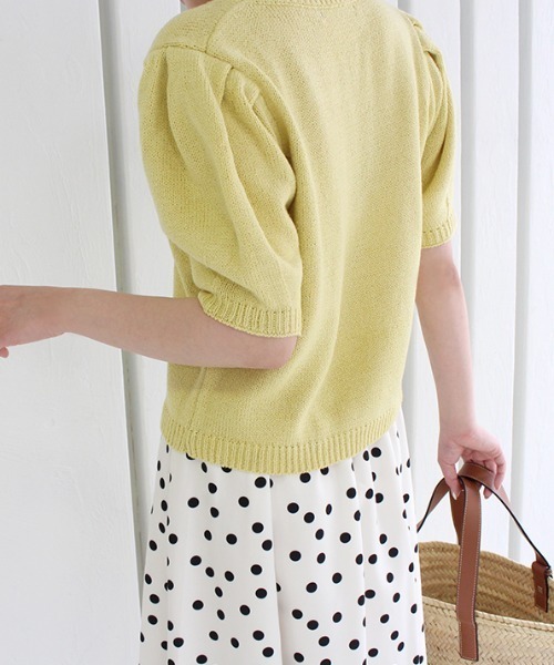 MODE ROBE（モードローブ）の「パフスリーブ半袖ニット（ニット/セーター・レディース・パープル/イエロー/アイボリー・FREE）」の5枚目の写真