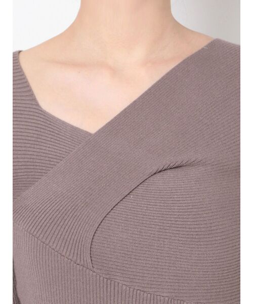 LAGUNAMOON（ラグナムーン）の「アシメントリーネックタックニットプルオーバー（ニット/セーター・レディース・アイボリー/ブラック/ダークパープル・FREE）」の9枚目の写真