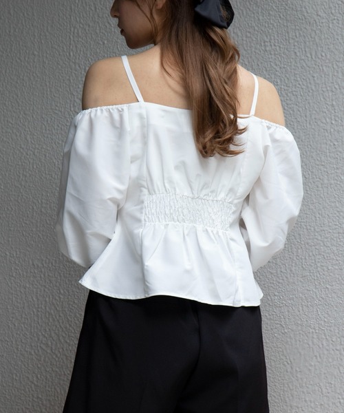 WEGO（ウィゴー）の「WEGO/パフスリーブブラウス（シャツ/ブラウス・レディース・ホワイト/ベージュ・FREE）」の13枚目の写真