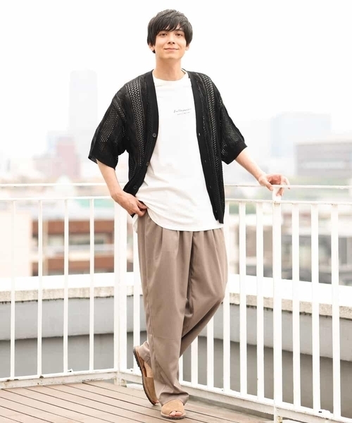 a.v.v（アーヴェヴェ）の「【2SET/ドライタッチ】透かし編みワイドカーディガン（カットソー付き）（カーディガン/ボレロ・メンズ・モカ/グリーン/ブラック・48/50/46）」の5枚目の写真