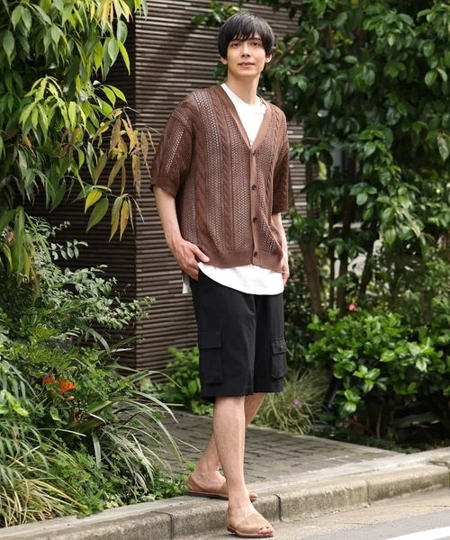 a.v.v（アーヴェヴェ）の「【2SET/ドライタッチ】透かし編みワイドカーディガン（カットソー付き）（カーディガン/ボレロ・メンズ・モカ/グリーン/ブラック・48/50/46）」の7枚目の写真