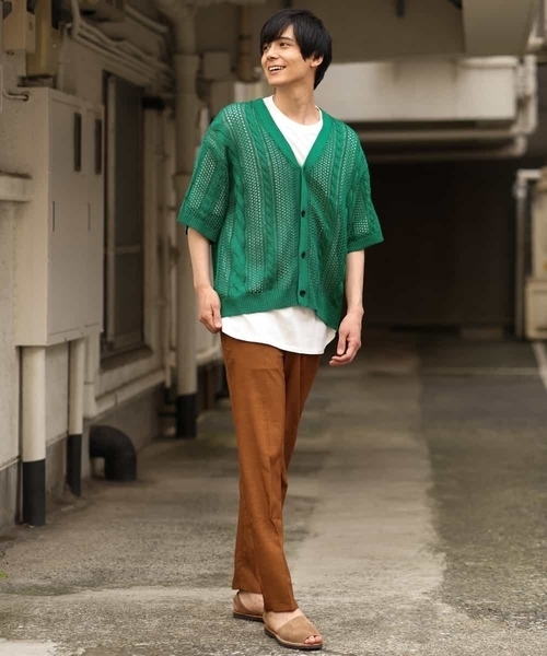a.v.v（アーヴェヴェ）の「【2SET/ドライタッチ】透かし編みワイドカーディガン（カットソー付き）（カーディガン/ボレロ・メンズ・モカ/グリーン/ブラック・48/50/46）」の10枚目の写真