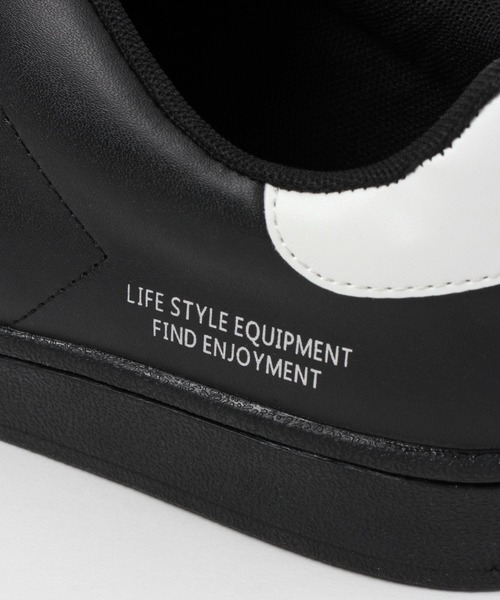 BAYFLOW(ベイフロー)の「スムーススリッポン(スリッポン・メンズ・ホワイト/ブラック・SMALL/MEDIUM)」の13枚目の写真