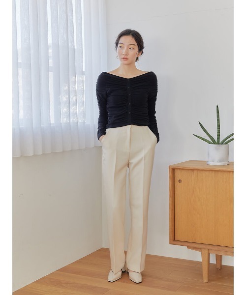 Ayla(アイラ)の「center press pants(スラックス・レディース・キナリ/カーキ・FREE)」の1枚目の写真