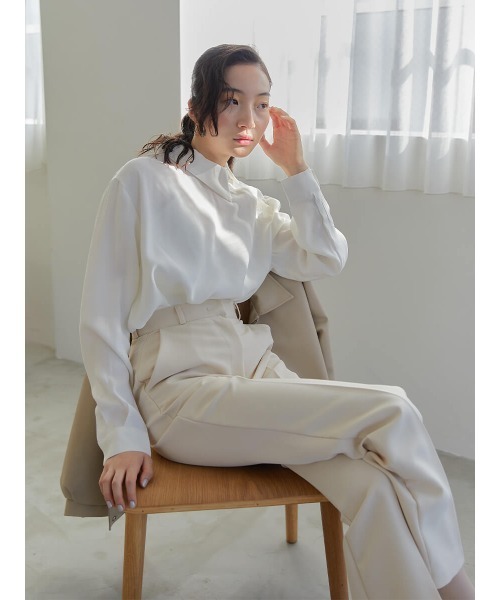 Ayla(アイラ)の「center press pants(スラックス・レディース・キナリ/カーキ・FREE)」の12枚目の写真