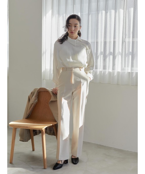 Ayla(アイラ)の「center press pants(スラックス・レディース・キナリ/カーキ・FREE)」の13枚目の写真