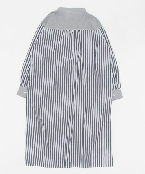 e-zakkamania stores(イーザッカマニアストアーズ)の「ストライプ切替 ノーカラー シャツワンピース(シャツワンピース・レディース・ストライプ・フリー)」の9枚目の写真