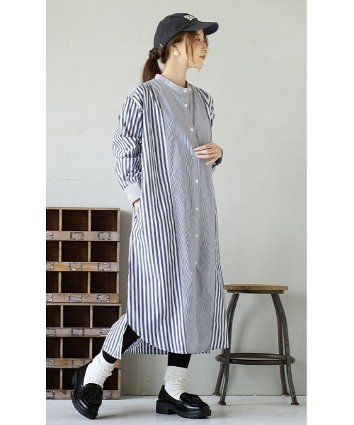 e-zakkamania stores(イーザッカマニアストアーズ)の「ストライプ切替 ノーカラー シャツワンピース(シャツワンピース・レディース・ストライプ・フリー)」の8枚目の写真