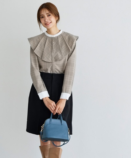 Pierrot（ピエロ）の「チェック柄クレリックフリルカラーブラウス（シャツ/ブラウス・レディース・イエロー/グリーン・L/M）」の3枚目の写真