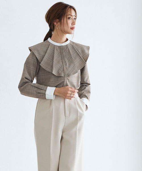 Pierrot（ピエロ）の「チェック柄クレリックフリルカラーブラウス（シャツ/ブラウス・レディース・イエロー/グリーン・L/M）」の9枚目の写真