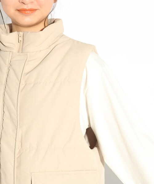 PINK-latte(ピンクラテ)の「◆中綿べスト(その他アウター・キッズ・ブラック/ナチュラル・14/15 /16)」の6枚目の写真