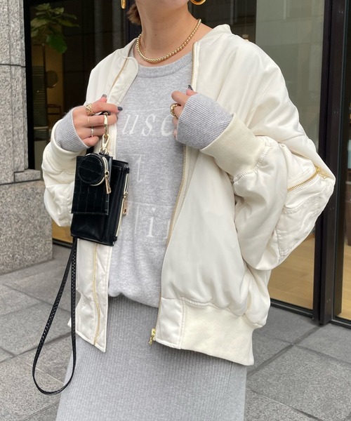 DouDou（ドゥドゥ）の「中綿MA-1（MA-1・レディース・ブラック/ベージュ/オフホワイト・FREE）」の2枚目の写真