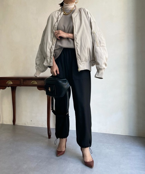 DouDou（ドゥドゥ）の「中綿MA-1（MA-1・レディース・ブラック/ベージュ/オフホワイト・FREE）」の14枚目の写真