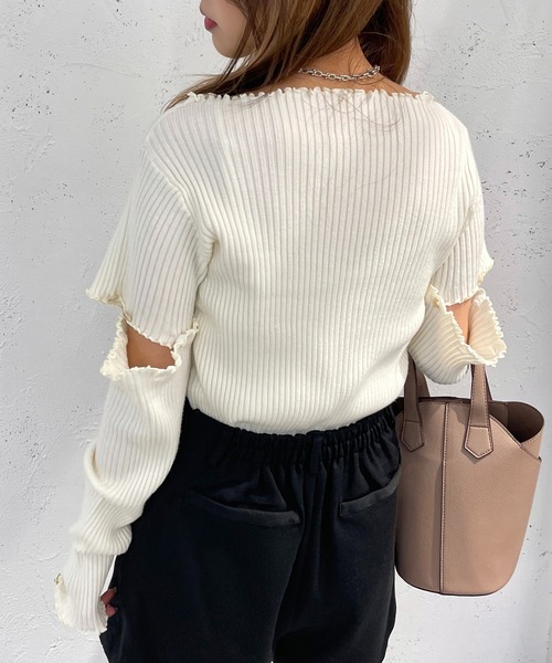 apres jour mignon（アプレジュールミニョン）の「マルチWAYドッキングリブトップス【ZOZOTOWN限定アイテム】（ニット/セーター・レディース・ブラック/グレイッシュベージュ/ブルー/アイボリー・フリー/X-LARGE）」の8枚目の写真