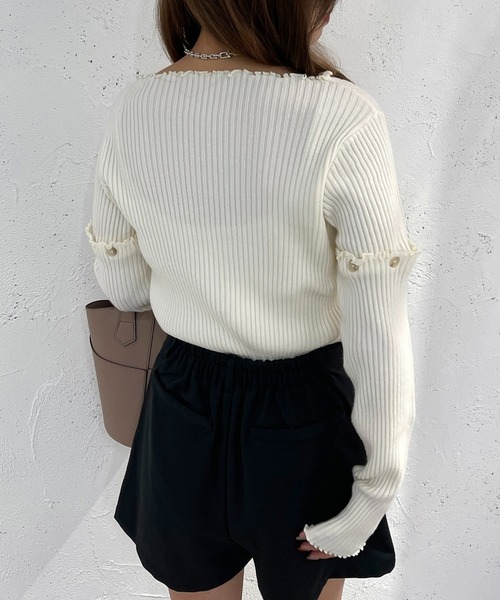 apres jour mignon（アプレジュールミニョン）の「マルチWAYドッキングリブトップス【ZOZOTOWN限定アイテム】（ニット/セーター・レディース・ブラック/グレイッシュベージュ/ブルー/アイボリー・フリー/X-LARGE）」の13枚目の写真