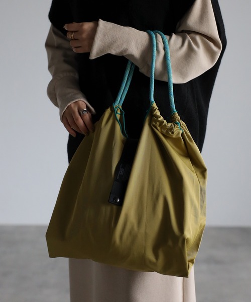 GUSCIO（グッシオ）の「【グッシオベーシック】パラコードハンドル　エコバッグ（エコバッグ/サブバッグ・レディース・ブラック/アイボリー/マスタード/カーキ/ブルー/ピンク・FREE）」の5枚目の写真