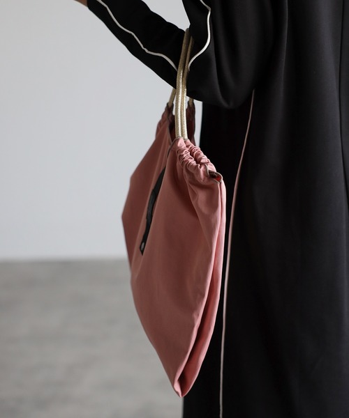 GUSCIO（グッシオ）の「【グッシオベーシック】パラコードハンドル　エコバッグ（エコバッグ/サブバッグ・レディース・ブラック/アイボリー/マスタード/カーキ/ブルー/ピンク・FREE）」の16枚目の写真