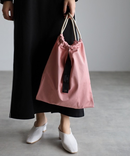 GUSCIO（グッシオ）の「【グッシオベーシック】パラコードハンドル　エコバッグ（エコバッグ/サブバッグ・レディース・ブラック/アイボリー/マスタード/カーキ/ブルー/ピンク・FREE）」の19枚目の写真