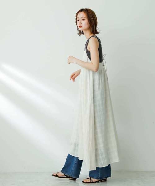 SENSE OF PLACE by URBAN RESEARCH（センスオブプレイスバイアーバンリサーチ）の「センタープレスフレアデニム（デニムパンツ・レディース・ブラック/アイボリー/ライトブルー/ワンウォッシュ/ピンク/ライトインディゴブルー・X-SMALL/TALL/SMALL/MEDIUM）」の11枚目の写真