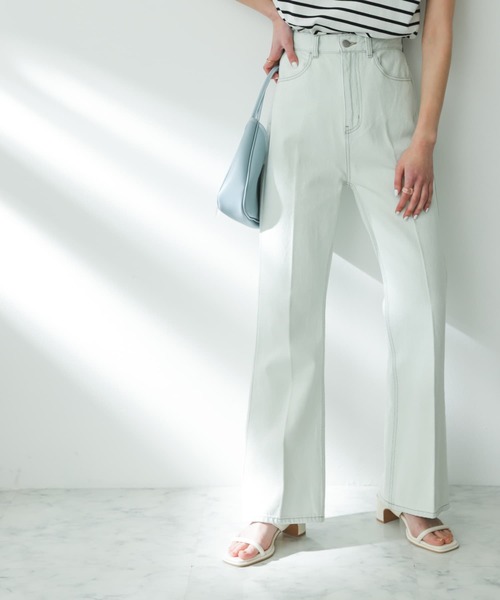 SENSE OF PLACE by URBAN RESEARCH（センスオブプレイスバイアーバンリサーチ）の「センタープレスフレアデニム（デニムパンツ・レディース・ブラック/アイボリー/ライトブルー/ワンウォッシュ/ピンク/ライトインディゴブルー・X-SMALL/TALL/SMALL/MEDIUM）」の16枚目の写真