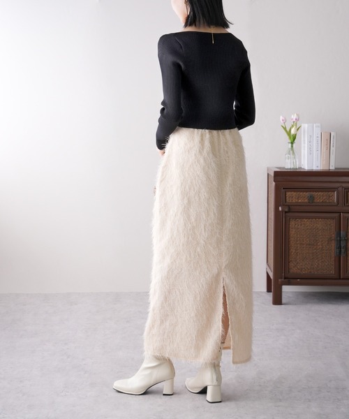 IAMUSE(アイアミューズ)の「デコルテラインキーネックトップス S0904【IAMUSE】(Tシャツ/カットソー・レディース・ブラック/ホワイト・FREE)」の18枚目の写真