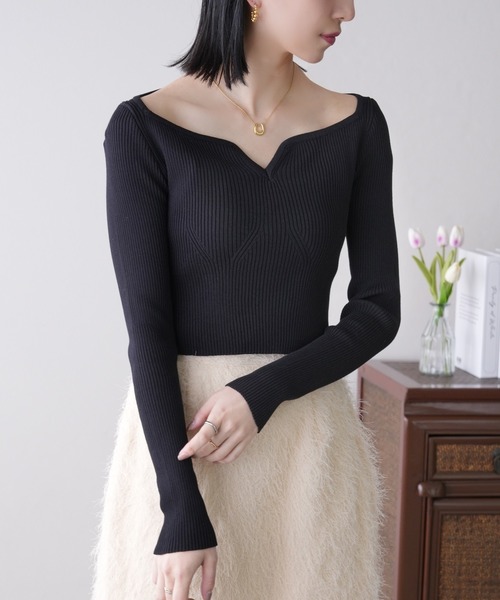 IAMUSE(アイアミューズ)の「デコルテラインキーネックトップス S0904【IAMUSE】(Tシャツ/カットソー・レディース・ブラック/ホワイト・FREE)」の12枚目の写真