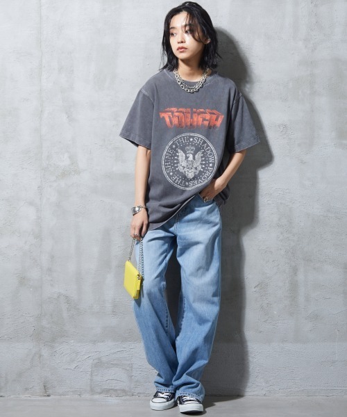 GEVS.（ジェイヴィス）の「＜大きいサイズ＞ ヴィンテージ風グラフィックプリントTシャツ GEVS.（Tシャツ/カットソー・レディース・アイボリー/チャコール・L/LL/3L/4L/5L）」の9枚目の写真