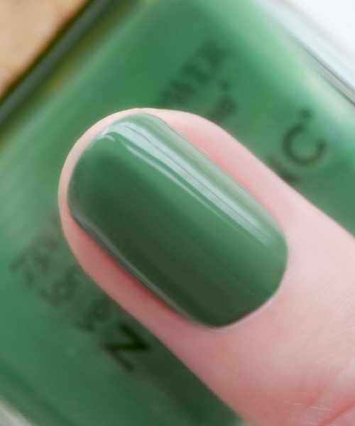 NAILS INC(ネイルズインク)の「PLANT POWER Wipe The Slate Green(マニキュア/ジェルネイル・レディース・Wipe The Slate Green・FREE)」の7枚目の写真