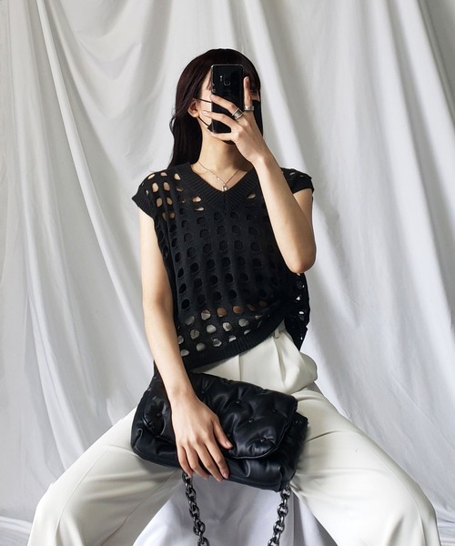 me+em select（ミームセレクト）の「※※カットアウトホール