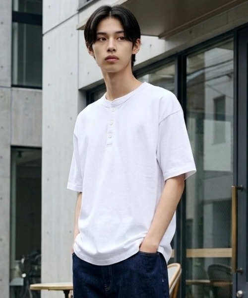 Goodwear(グッドウェア)の「Goodwear/グッドウェア USAコットン 無地 ヘンリーネック 半袖Tシャツ/レディース メンズ(Tシャツ/カットソー・メンズ・ホワイト/ブラック/ダークグリーン/ネイビー/カーキ/グレー/グレイッシュブルー/チャコール/チャコールグレー/グレイッシュベージュ/ライトピンク/ブラウン・M/L/XL)」の13枚目の写真