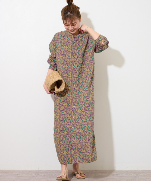 ARMEN(アーメン)の「【ARMEN/アーメン】SMALL FLOWER バンドカラーMAXI OP:ワンピース(ワンピース・レディース・ベージュ/ネイビー・3)」の2枚目の写真